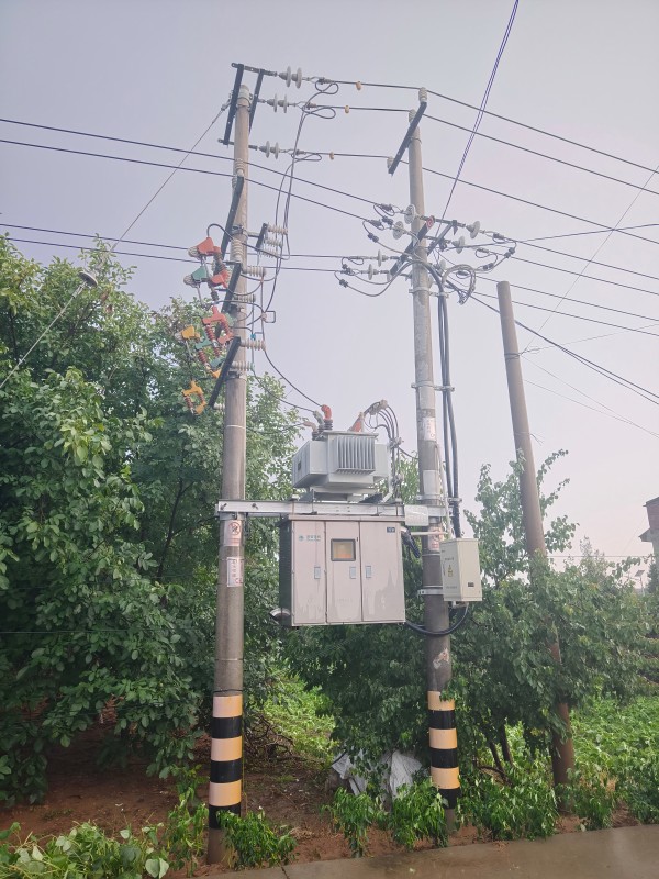 poled mounted substation